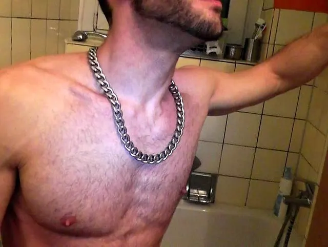 Zwei geile Hengste PISSEN