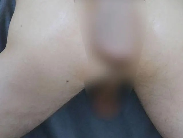 Original Video 056 Cam 2 - Maxi Dehnt sich mit Dildos Teil 4-4