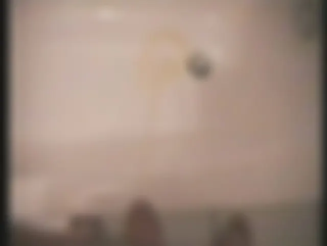 Badewanne bepißt