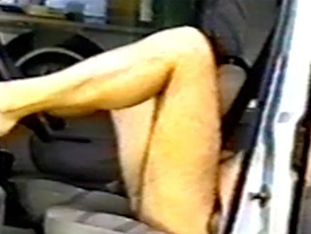 Sex Inspektion - heimlich in der Werkstatt im Kundenauto abgespritzt