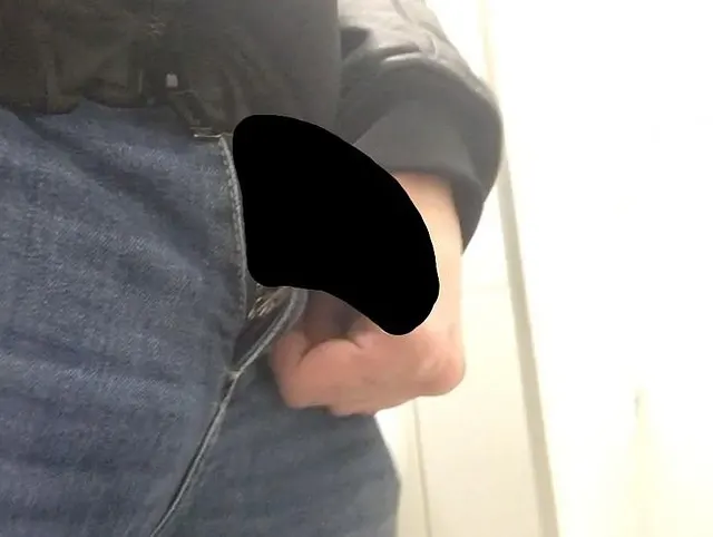 A quick pee in the urinal