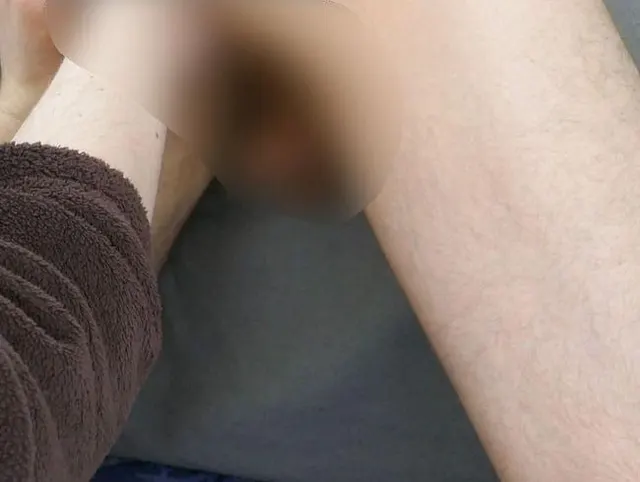 Das erste mal Komplett rein Gefistet Original Video 057 Cam 2 - Maxi Dehnt sich mit Dildos Teil 3-4