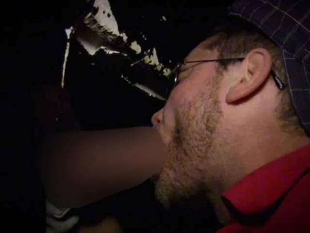 Anonymous guys fuck muy XXL Cock on glory holes